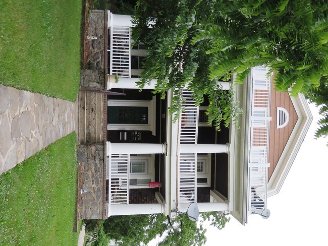 2900 Ailsa Avenue Baltimore, MD 21214 - 2900 Ailsa Ave