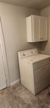 Building Photo - 5730 Pershing St