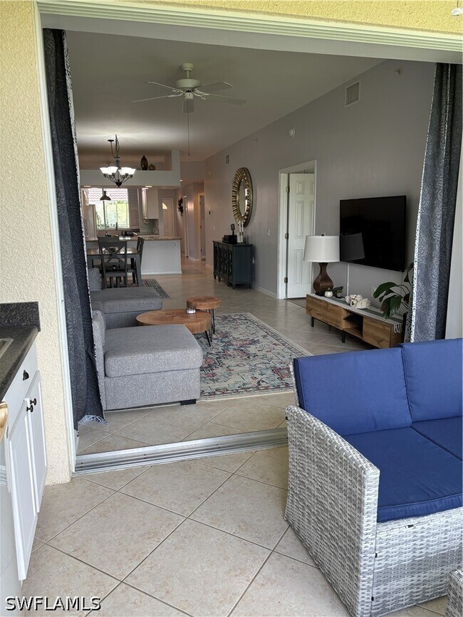 Building Photo - 6820 Beach Resort Dr
