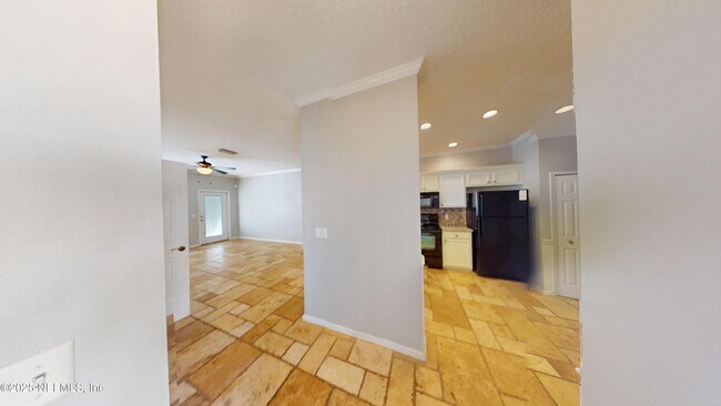 Foto del edificio - 419 Southern Branch Ln