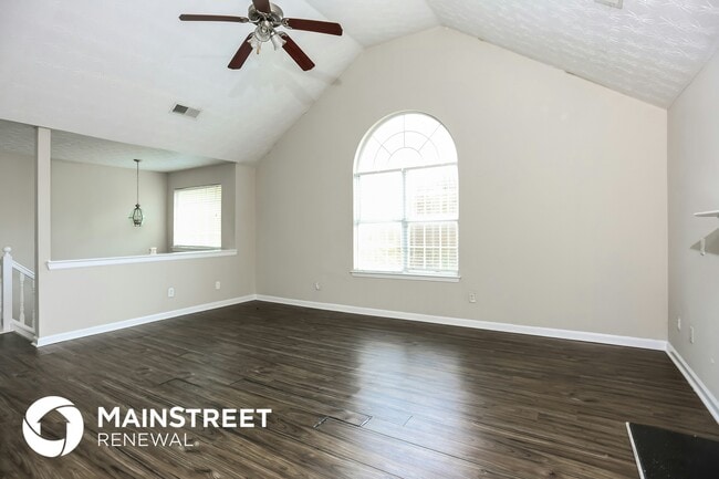 Building Photo - 680 Escalade Dr