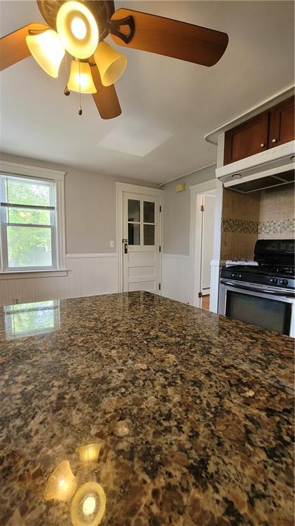 Building Photo - 2 Thornton Ave