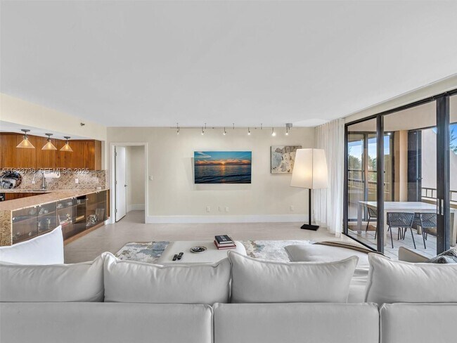 Foto del edificio - 11113 Biscayne Blvd