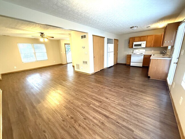 Foto del edificio - Beautiful 3 Bedroom Single Family Home in ...