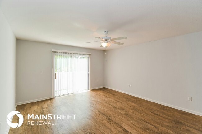 Building Photo - 556 Eiseman Wy