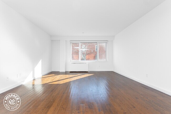 Building Photo - 1209 Dekalb Ave