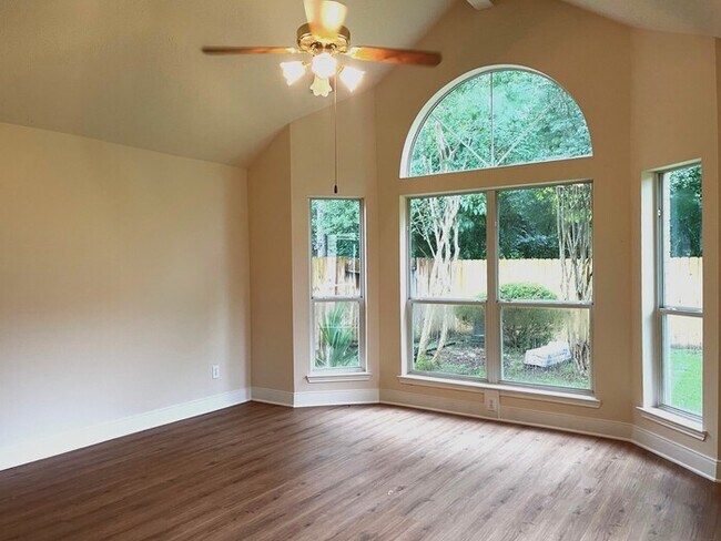 Building Photo - Gorgeous Custom One Story - get away from ...