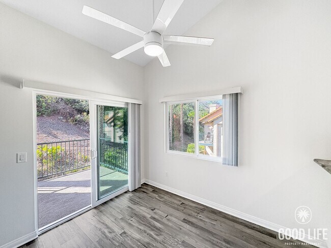 Building Photo - Upgraded 2-Bed, 2-Bath Retreat with Balcon...