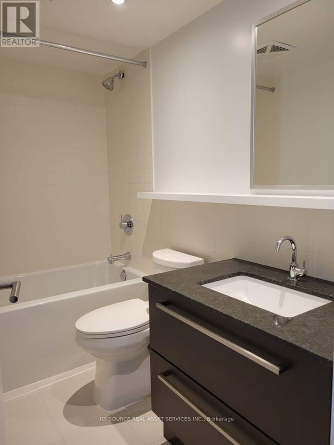 Building Photo - 120-120 Varna Dr
