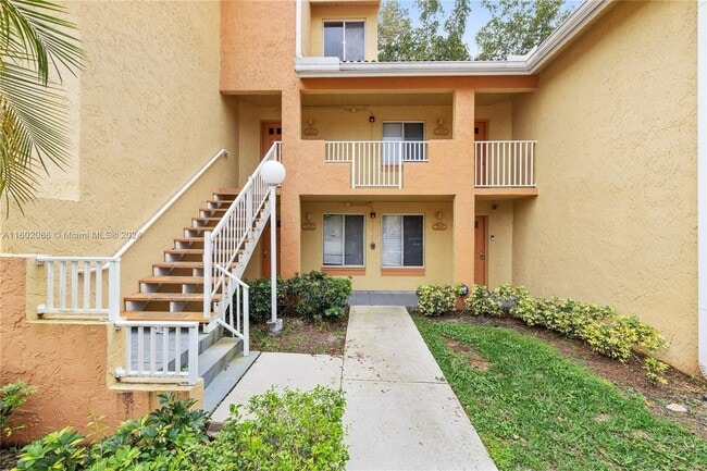 Foto del edificio - 1204 Coral Club Drive Apt #1204, Coral Spr...