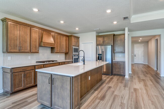 Building Photo - 29 Turkey Trot Ct