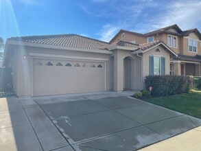 Building Photo - 4430 Niobe Cir