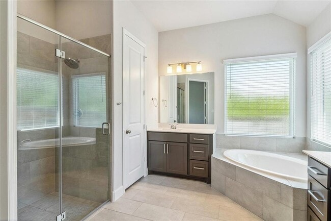 Building Photo - 1117 Blue Oak Blvd