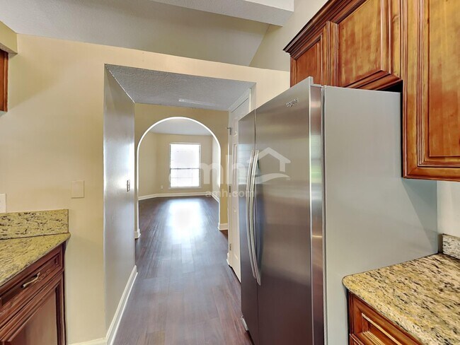 Building Photo - 4466 Hunters Haven Ln E