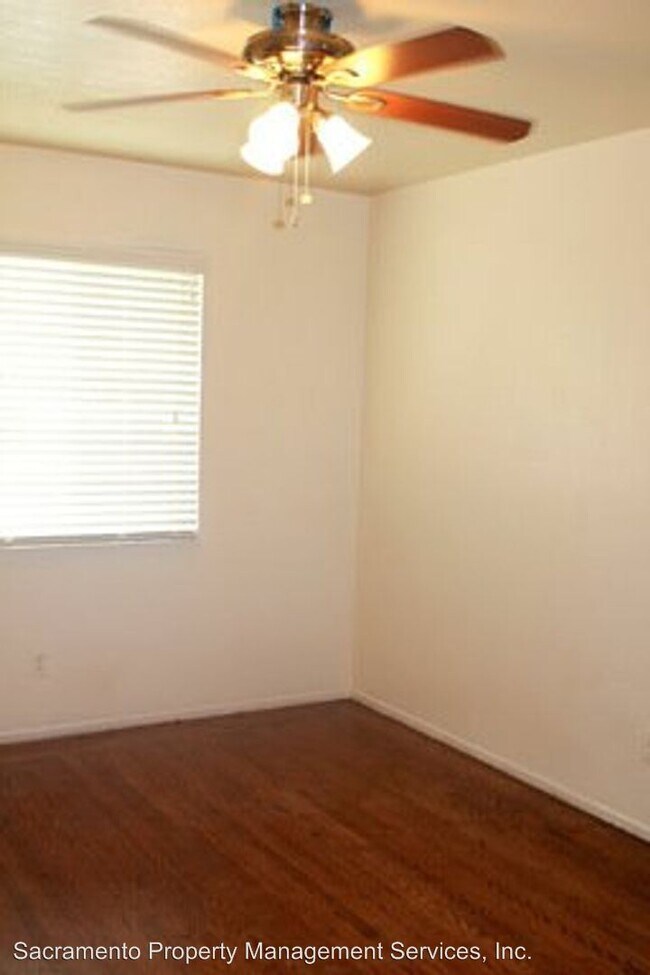 Building Photo - 627 T St