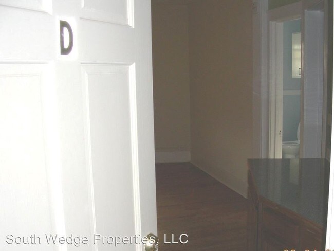 Foto del edificio - 213-221 East Ridge Road