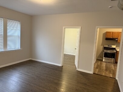 Foto del edificio - 7153 W Grand Ave