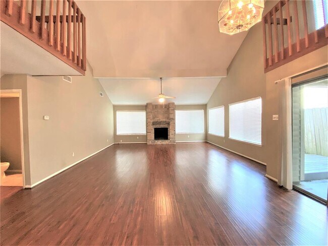 Foto del edificio - 12826 Ashford Creek Dr