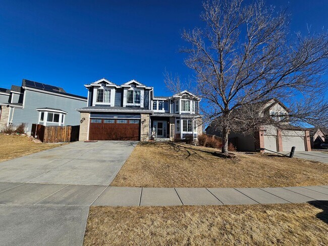 Foto del edificio - Massive 6 bed 4 bath home in 80922!!