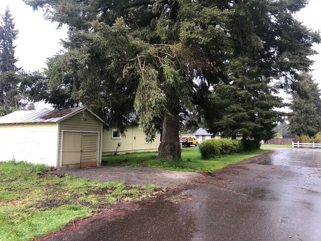 Foto del edificio - 10323 184th Ave SW