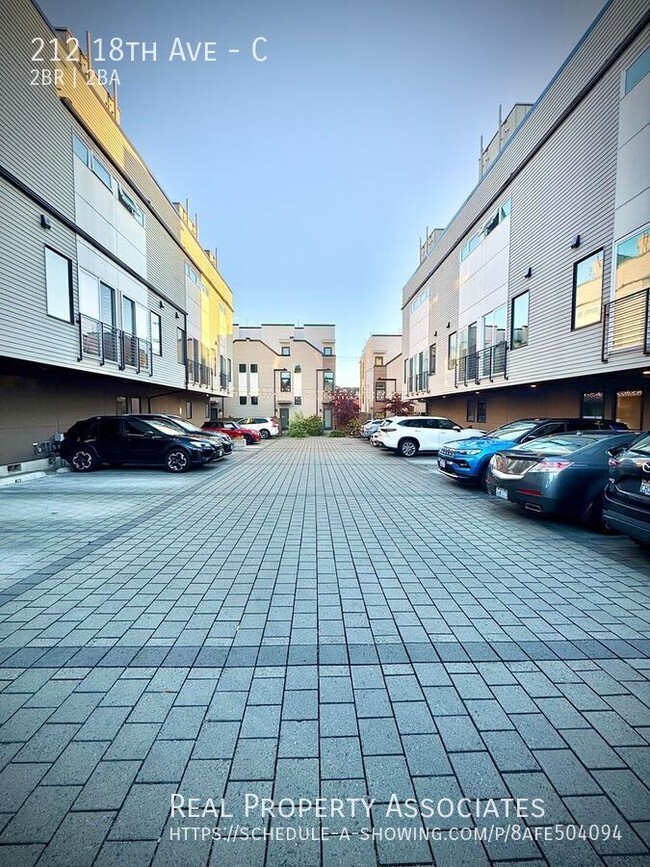 Photo - 212 18th Ave Townhome