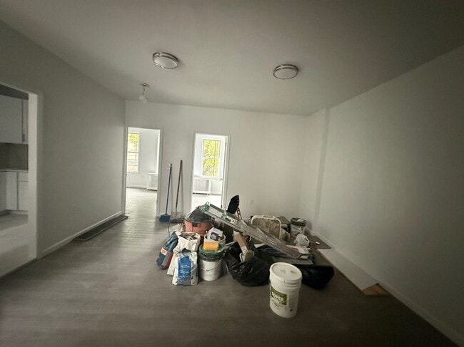 Building Photo - 25-45 44th Street, 2F