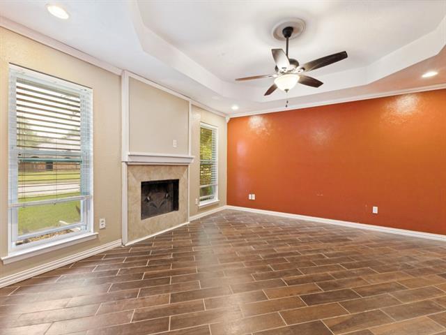 Building Photo - 829 Broadmoor Dr
