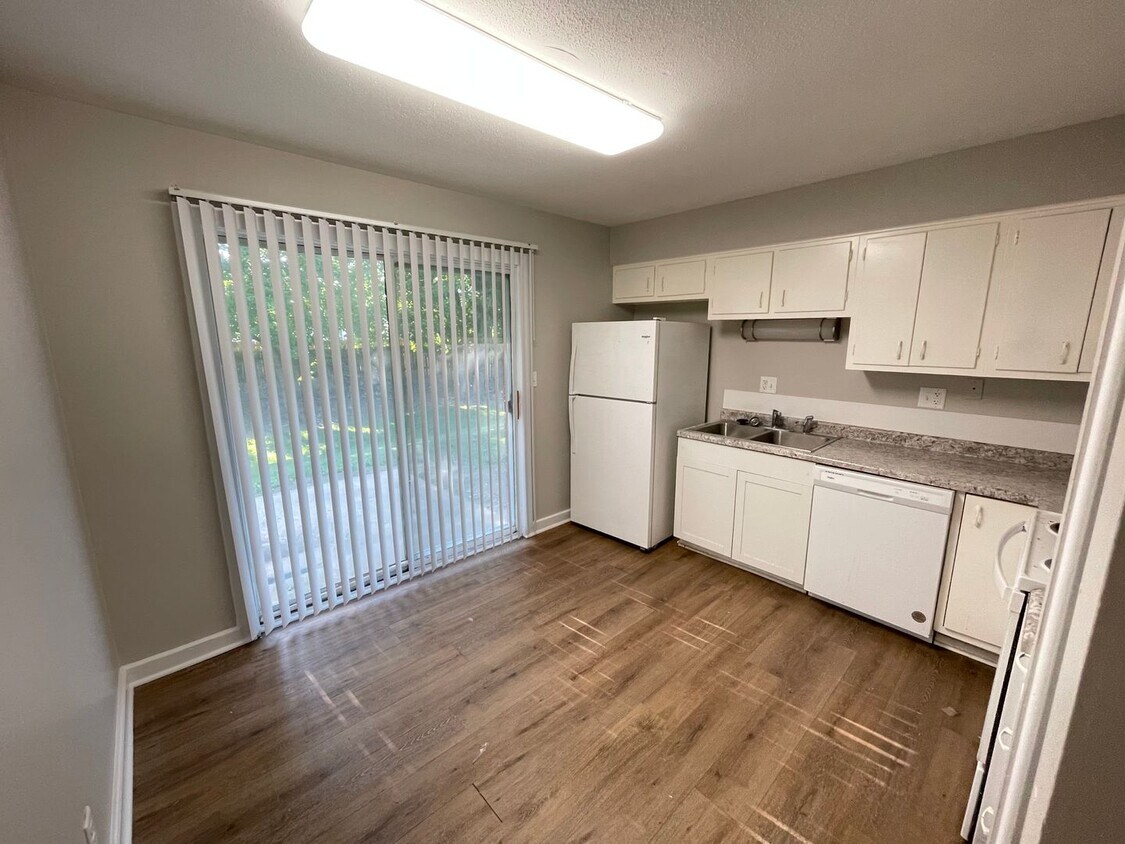 Photo - 2263 US 52 W-