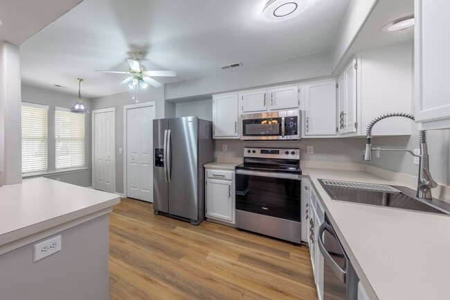 Foto del edificio - 134 Post Oak Rd