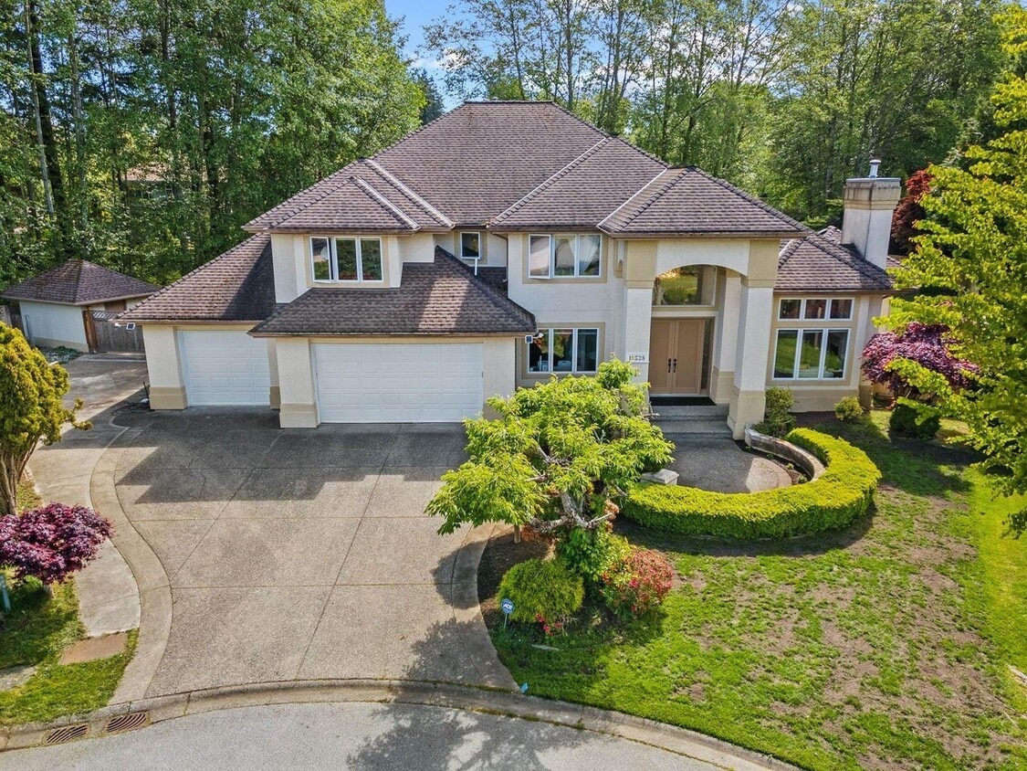 Primary Photo - 13638-13623 23 Ave