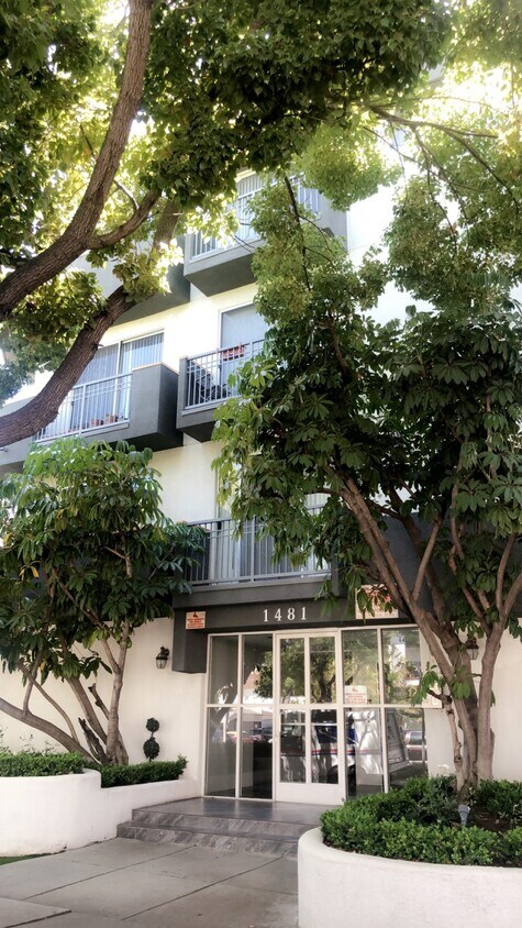 Foto principal - 1481 Shenandoah S St