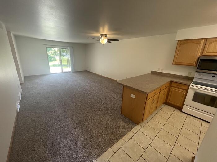 Foto principal - 123 Sater St