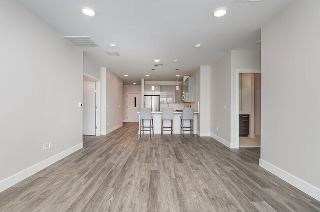 Foto del edificio - 1709 Harbor Ave SW
