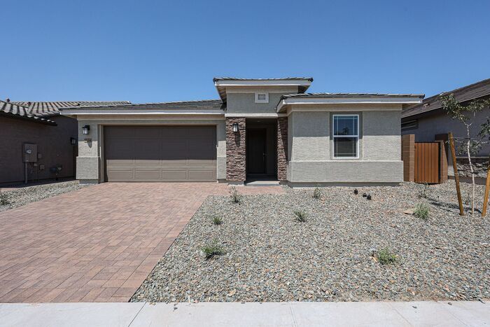 Foto principal - NEW 5 Bedroom 3 Bathroom Home Available fo...