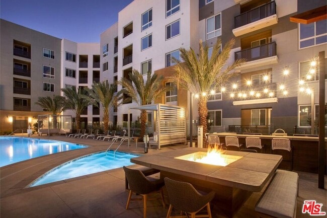 Building Photo - 1910 Union St