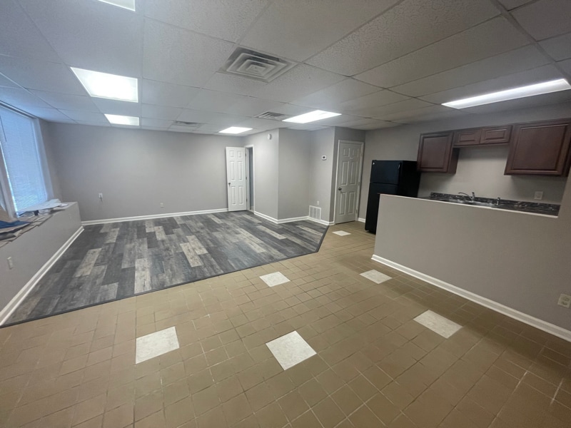 Building Photo - 1312 1st St
