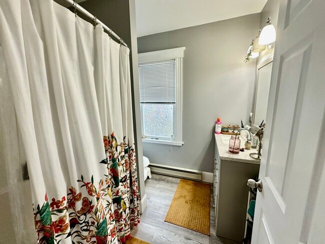 Foto del edificio - 156 Main St