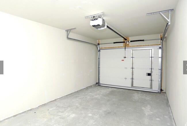 Interior Photo - Mid-Town Park