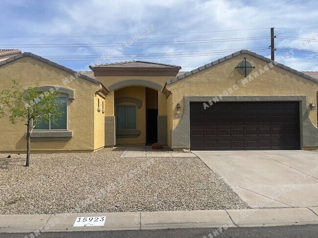 Foto del edificio - BEAUTIFUL 3 BEDROOM 2 BATHROOM HOUSE FOR R...