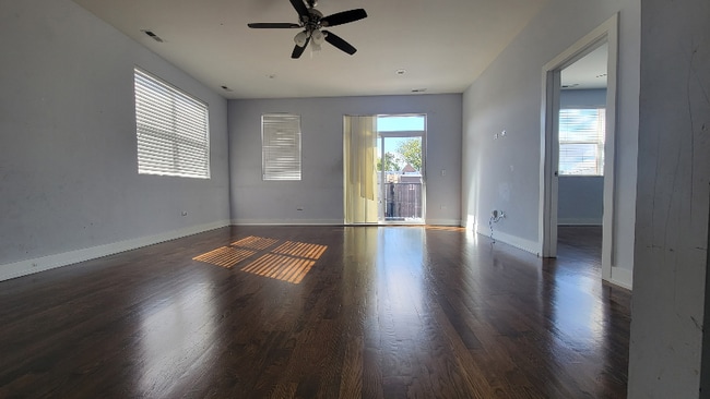 Photo - 504 S Oakley Blvd Apartment