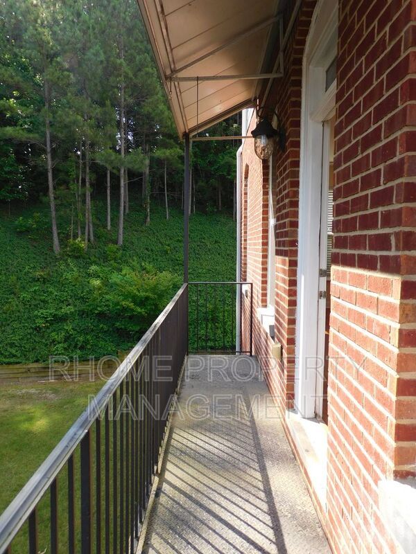 Foto del edificio - 5905 Brookside Oak Cir