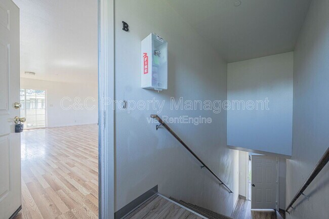 Foto del edificio - 15 Dolores Ave