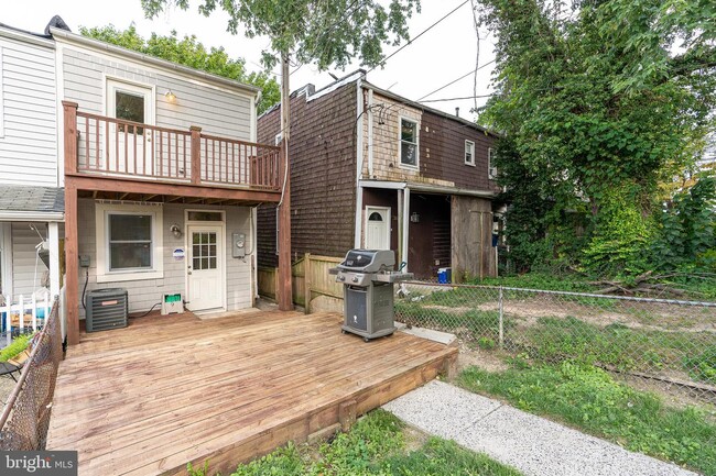 Building Photo - 3648 Beech Ave