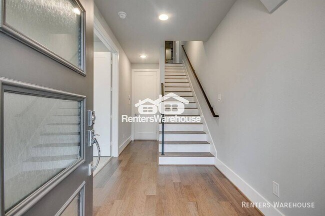 Foto del edificio - 5713 Larkin St