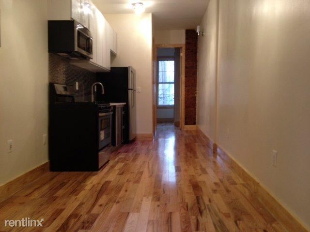 Primary Photo - 166 Eagle St