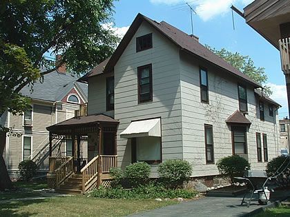 Primary Photo - 3 br, 1 bath Apartment - 909 Mary 2