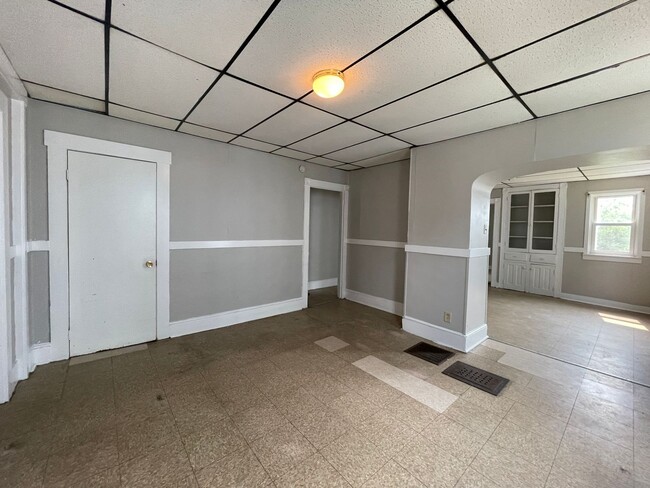 Foto del edificio - Spacious 4 Bedroom Twin FOR RENT in Bridge...