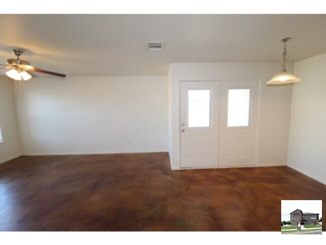 Building Photo - 2923 Starlight Dr