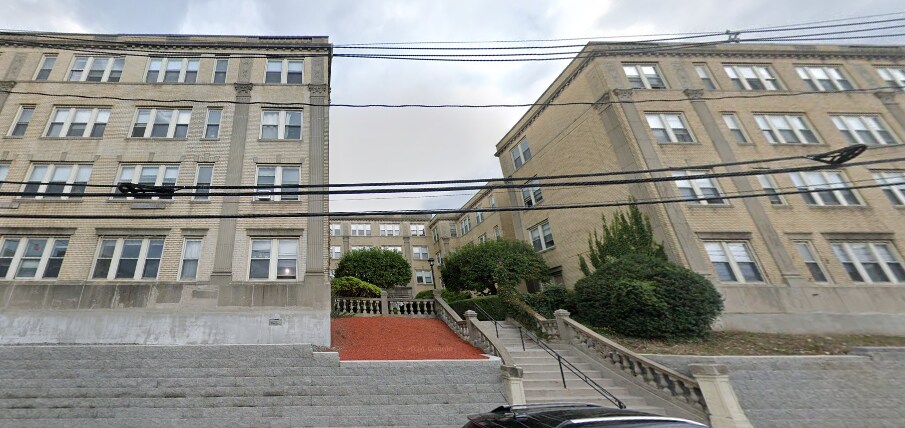 Foto principal - 20 Colborne Rd