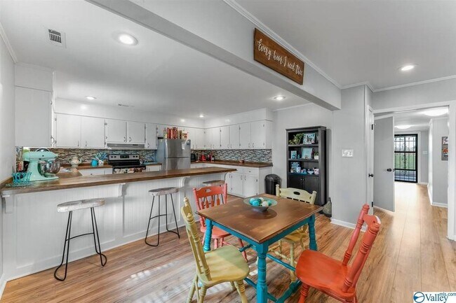 Foto del edificio - 623 E Tuscaloosa St